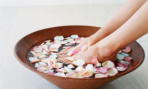 how foot soak helps in energising the whole body ?